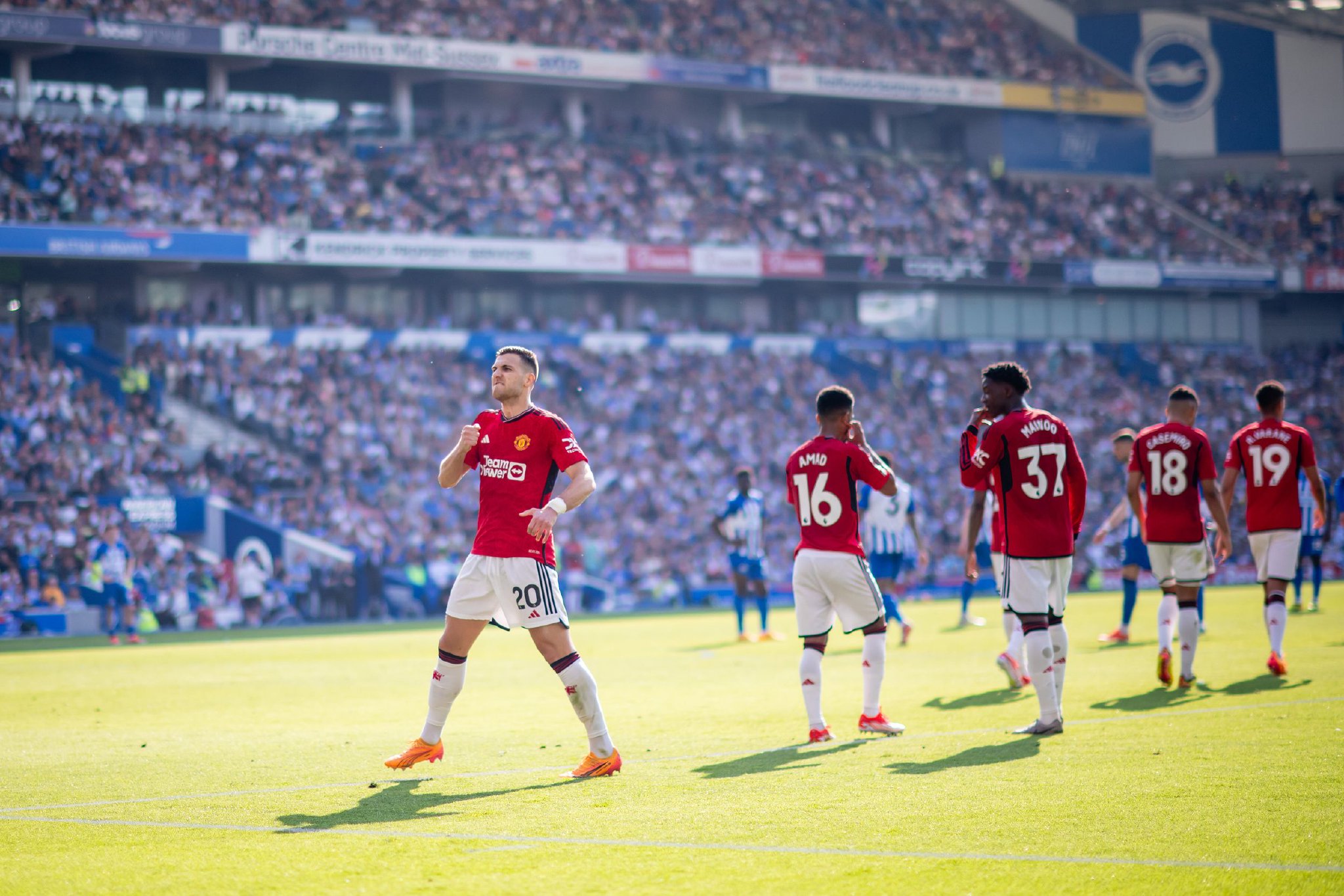 球员与俱乐 球员与俱乐