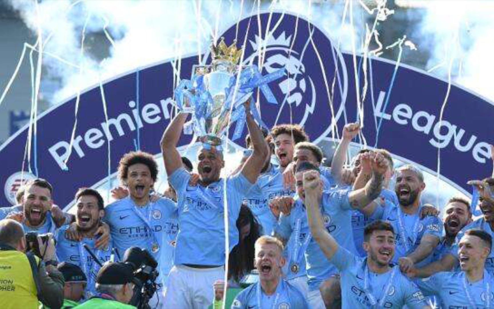 汪周雨的辉 汪周雨的辉